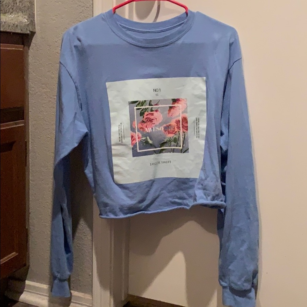 Medium Taylor Swift ME! long sleeve crop top